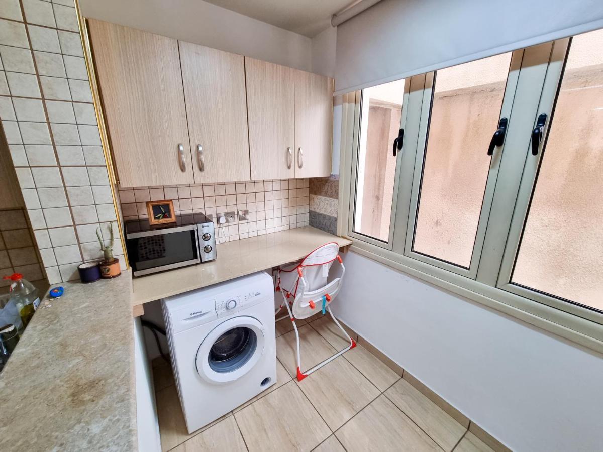 Sunbay City Rooms Larnaca Eksteriør billede