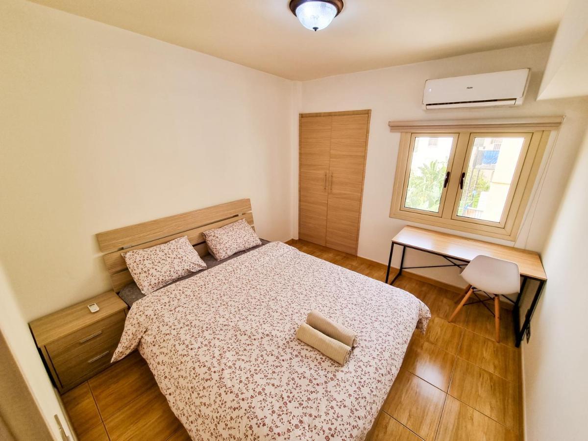 Sunbay City Rooms Larnaca Eksteriør billede